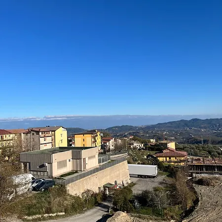 La Terrazza Polifrone לינה וארוחת בוקר Cotronei